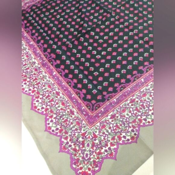💯 Silk Scarf Hand Made Hem Square Vintage - Picture 5 of 9